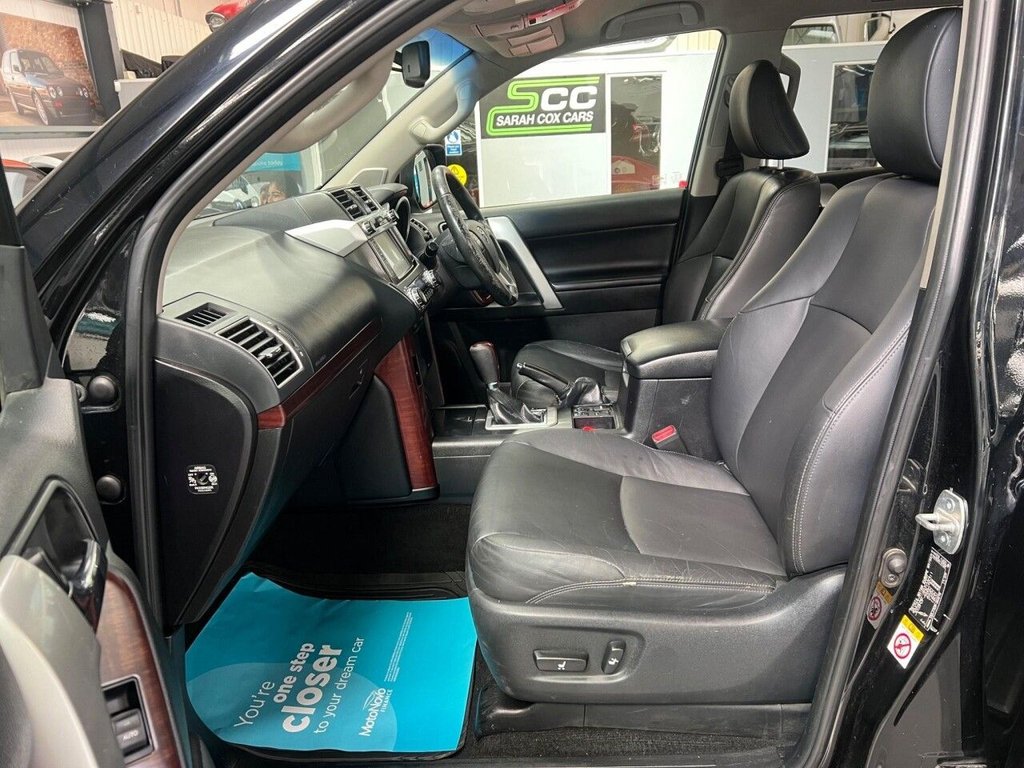 Used Toyota Land Cruiser 2015 for sale - 77161819: Photo 5