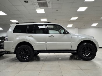 Used Mitsubishi Shogun 2015 for sale - 77280823: Photo