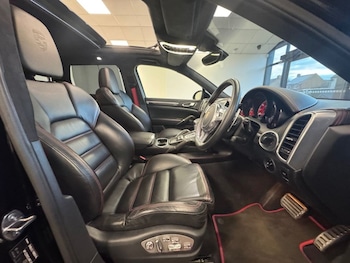 Used Porsche Cayenne 2012 for sale - 75541374: Photo