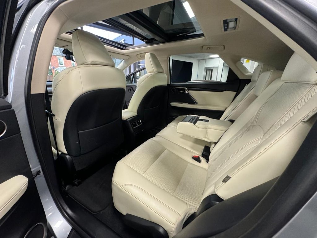 Used Lexus RX 2022 for sale - 76132726: Photo 10