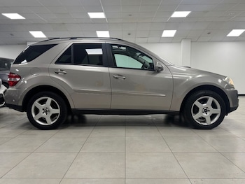 Used Mercedes-Benz M Class 2006 for sale - 77539670: Photo