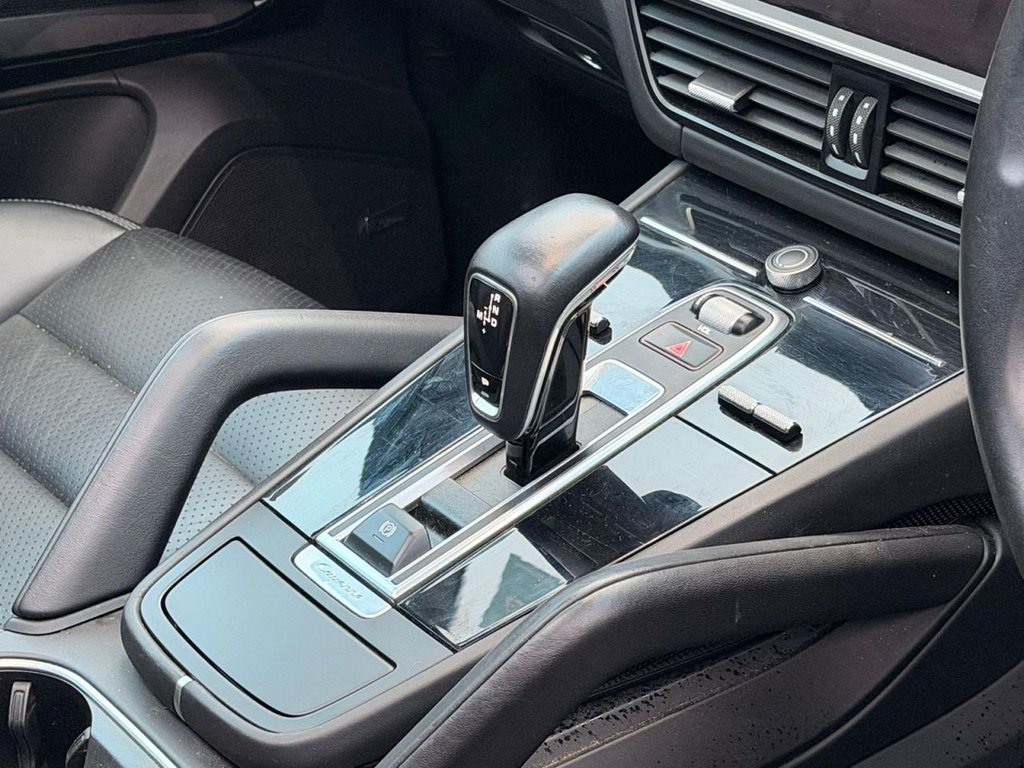 Used Porsche Cayenne 2022 for sale - 77053622: Photo 15