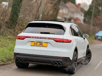 Used Porsche Cayenne 2022 for sale - 77053622: Photo