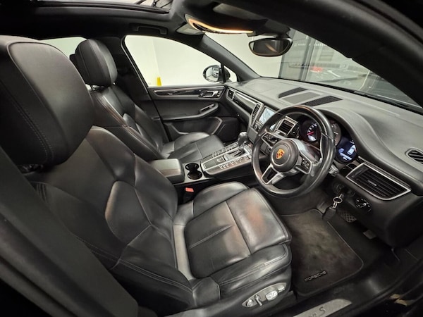 Used Porsche Macan 2015 for sale - 74692008: Photo 16