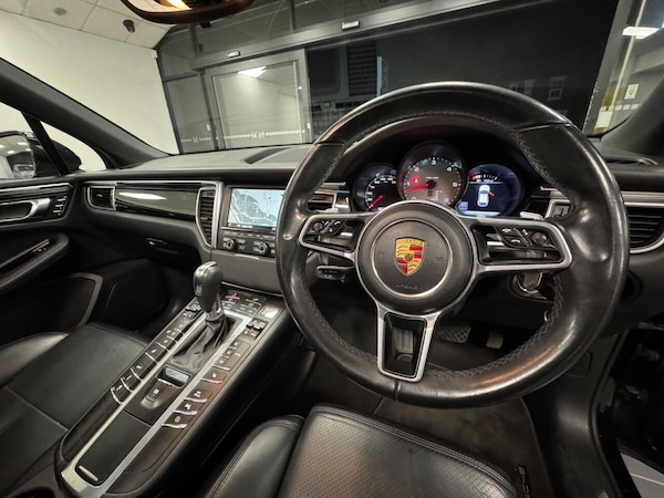 Used Porsche Macan 2015 for sale - 74692008: Photo 22
