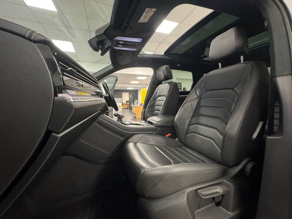 Used Volkswagen Touareg 2019 for sale - 76048593: Photo 24