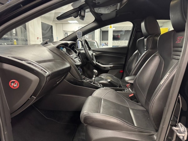 Used Ford Focus 2017 for sale - 76163269: Photo 23