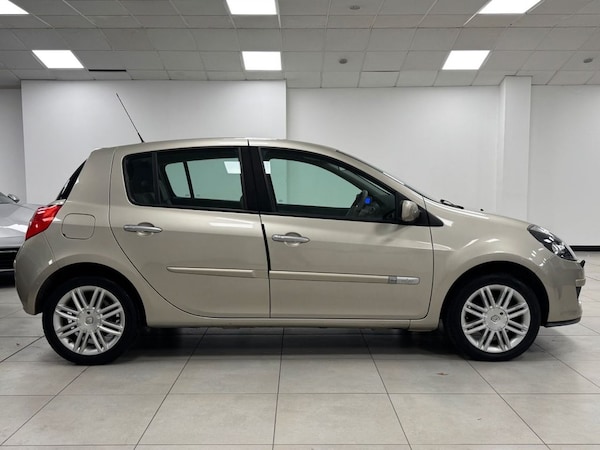 Used Renault Clio 2006 for sale - 76248534: Photo 3