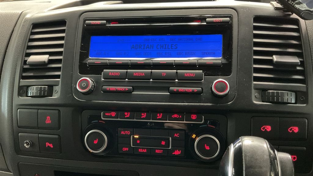 Used Volkswagen Caravelle 2010 for sale - 76698889: Photo 11