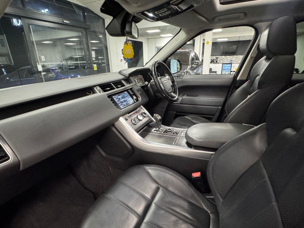 Used Land Rover Range Rover Sport 2014 for sale - 76868144: Photo 23