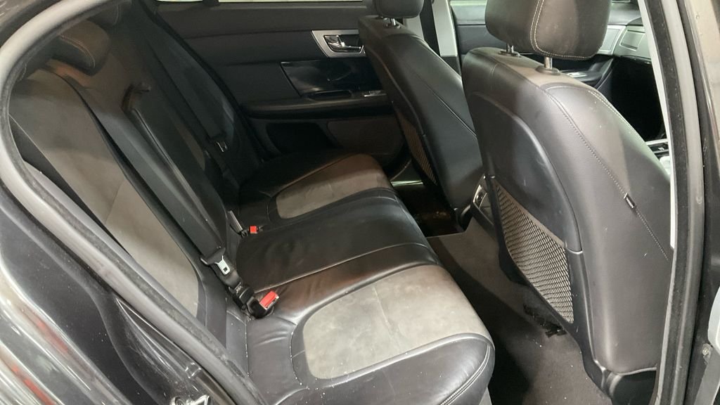 Used Jaguar XF 2013 for sale - 77200435: Photo 13