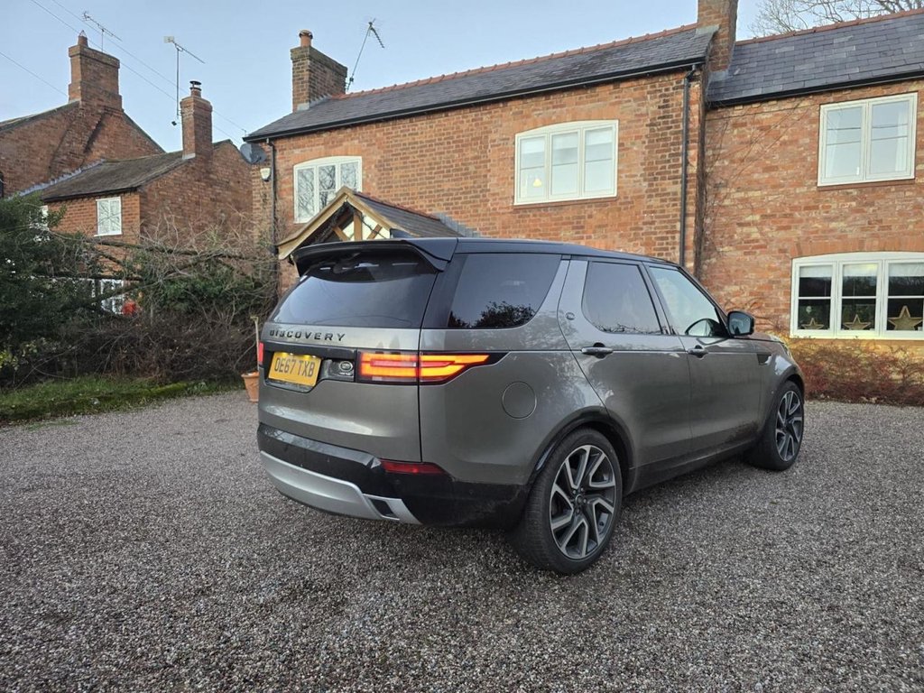 Used Land Rover Discovery 2018 for sale - 77010108: Photo 8