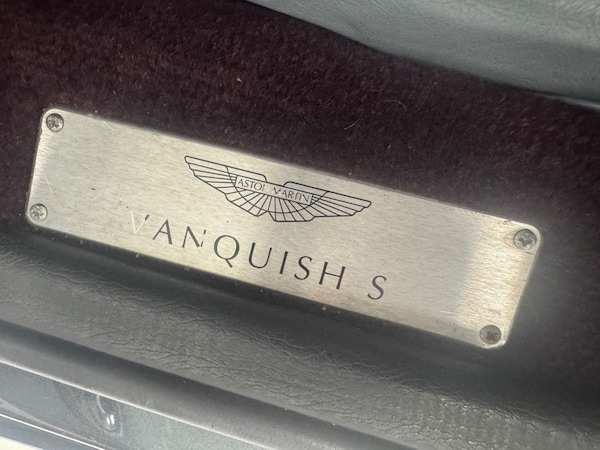 Used Aston Martin Vanquish 2006 for sale - 75648076: Photo 37