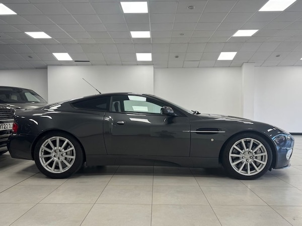 Used Aston Martin Vanquish 2006 for sale - 75648076: Photo 3