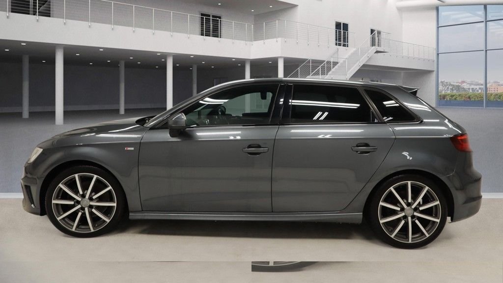 Used Audi A3 2014 for sale - 77048842: Photo 7