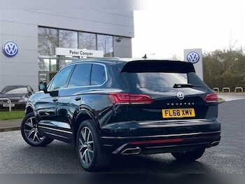 Used Volkswagen Touareg 2019 for sale - 77967614: Photo