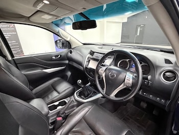 Used Nissan Navara 2017 for sale - 77470584: Photo