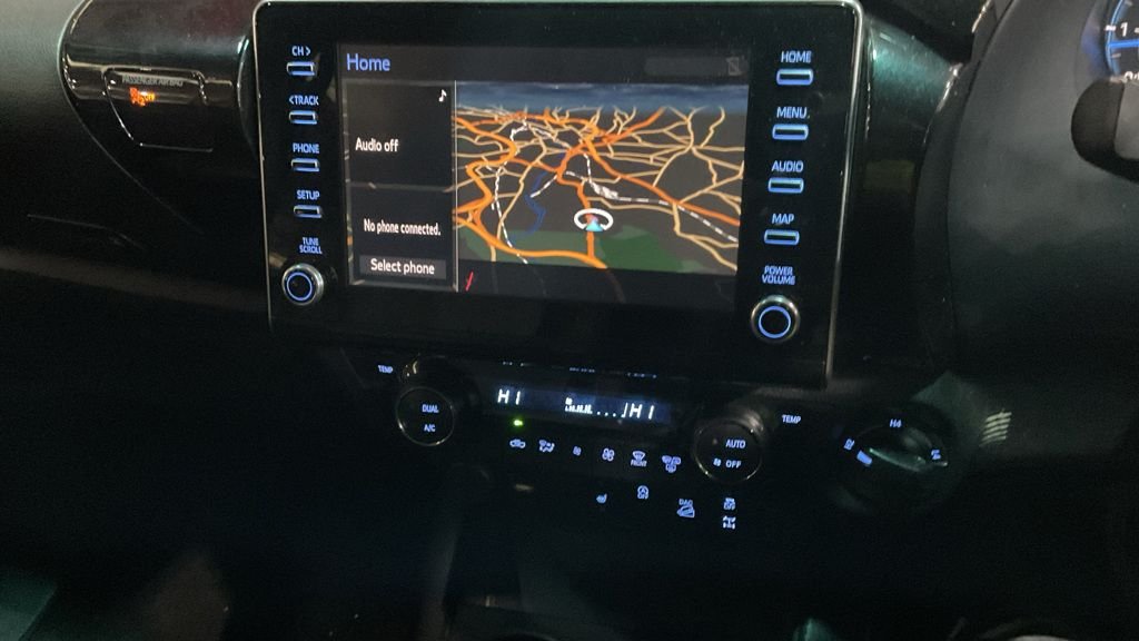 Used Toyota Hilux 2023 for sale - 78167442: Photo 16