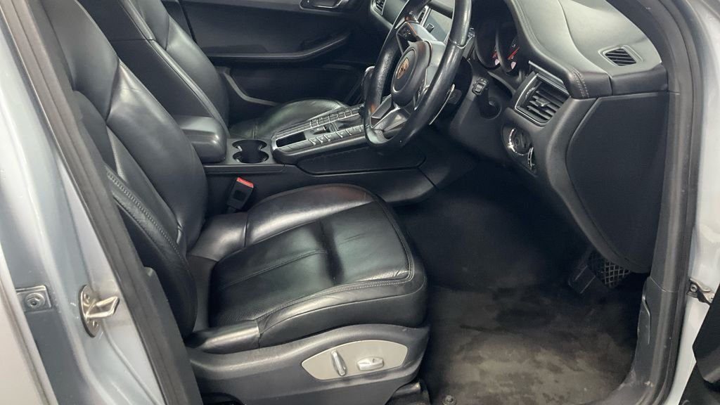 Used Porsche Macan 2016 for sale - 77576073: Photo 15