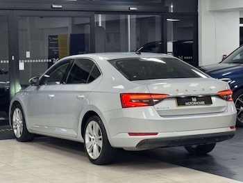 Used Skoda Superb 2019 for sale - 78955303: Photo