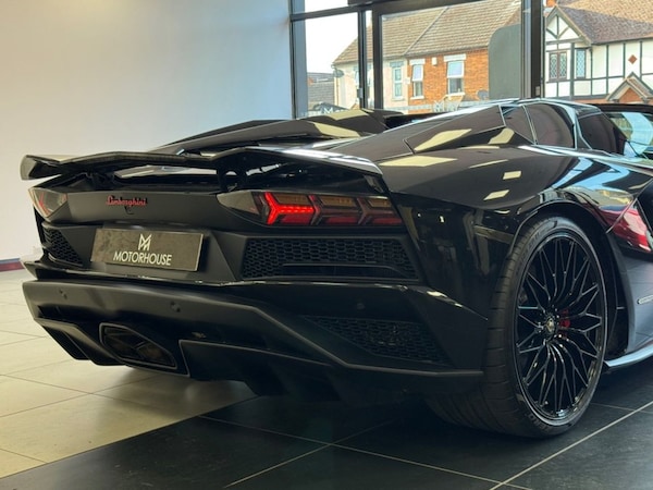 Used Lamborghini Aventador 2019 for sale - 75370488: Photo 24