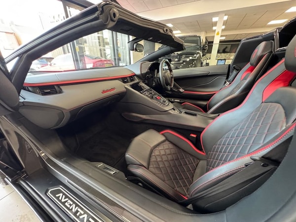 Used Lamborghini Aventador 2019 for sale - 75370488: Photo 32