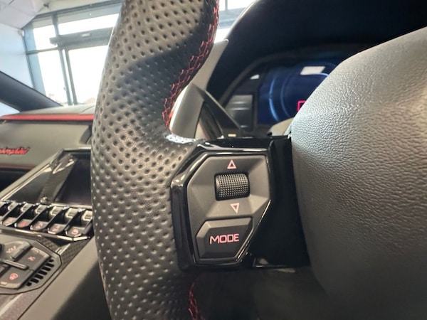 Used Lamborghini Aventador 2019 for sale - 75370488: Photo 35