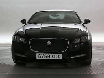 Used Jaguar XF 2019 for sale - 79822614: Photo