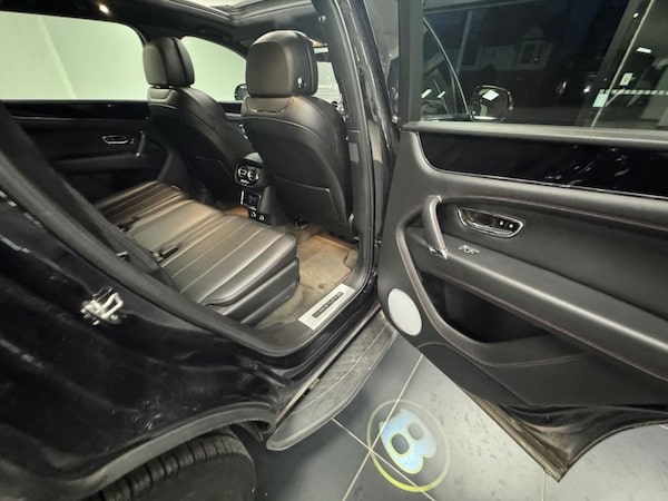 Used Bentley Bentayga 2019 for sale - 75602548: Photo 25