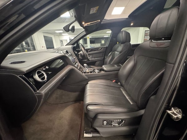 Used Bentley Bentayga 2019 for sale - 75602548: Photo 29
