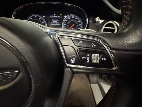 Used Bentley Bentayga 2019 for sale - 75602548: Photo 34