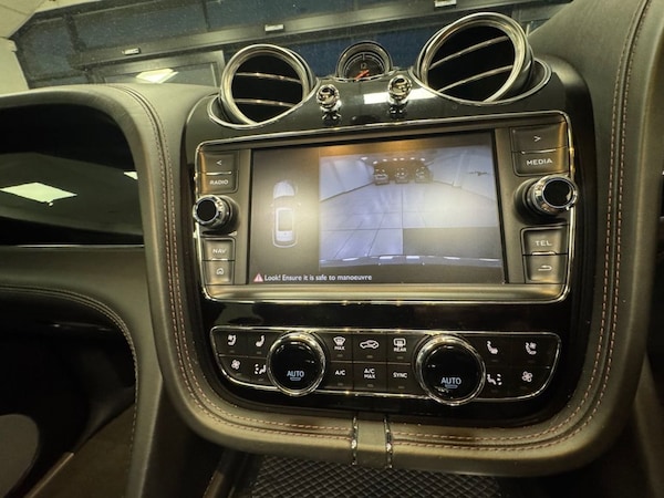 Used Bentley Bentayga 2019 for sale - 75602548: Photo 36
