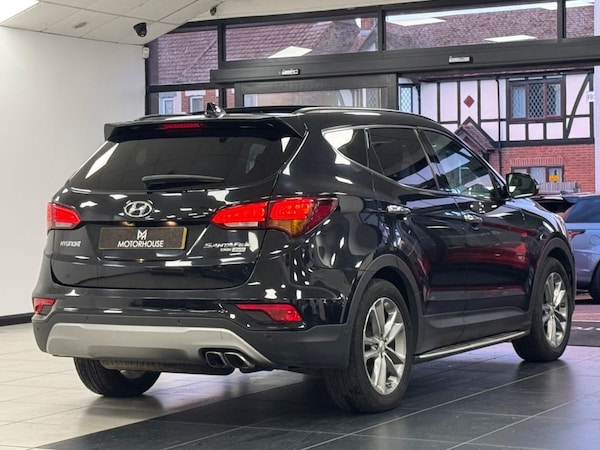 Used Hyundai Santa Fe 2015 for sale - 75648074: Photo 14