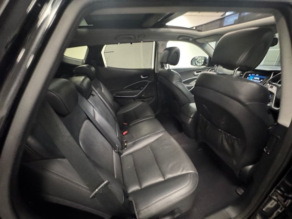 Used Hyundai Santa Fe 2015 for sale - 75648074: Photo 16