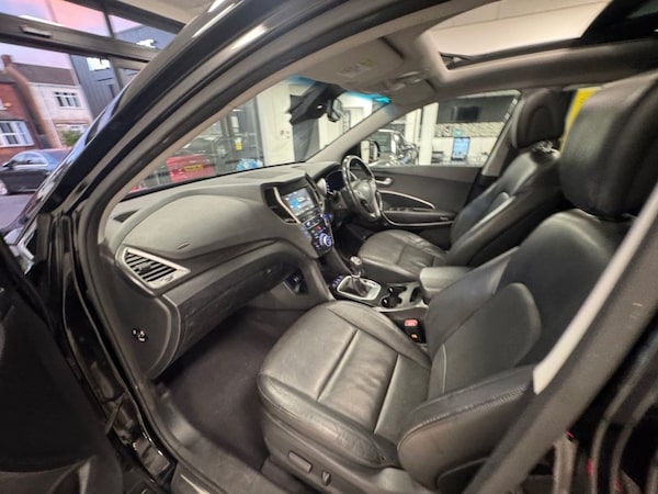 Used Hyundai Santa Fe 2015 for sale - 75648074: Photo 20