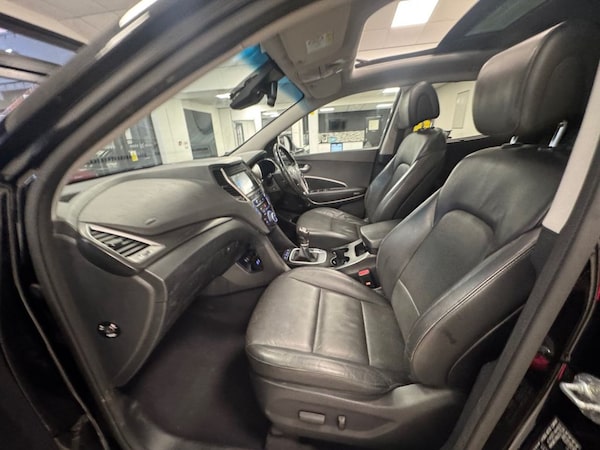 Used Hyundai Santa Fe 2015 for sale - 75648074: Photo 21