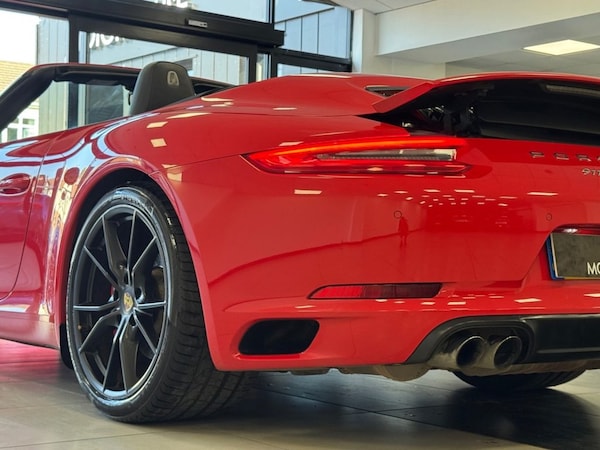 Used Porsche 911 2017 for sale - 75541366: Photo 19