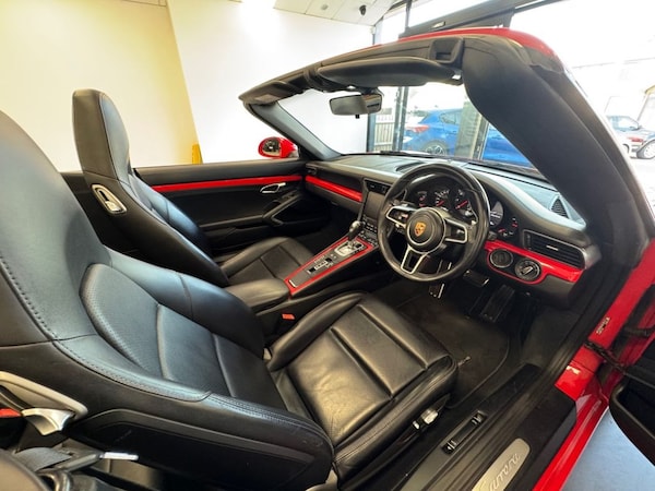 Used Porsche 911 2017 for sale - 75541366: Photo 22