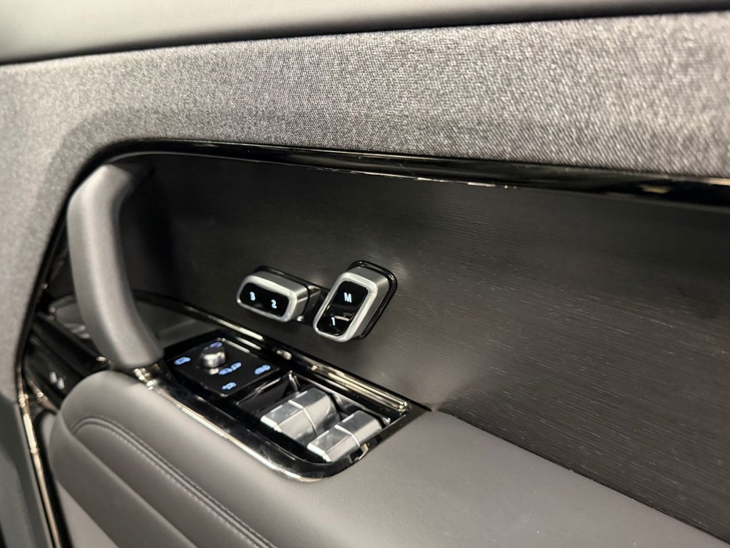 Used Land Rover Range Rover Sport 2023 for sale - 76788020: Photo 38