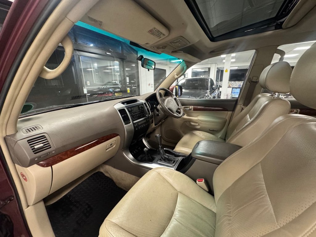 Used Toyota Land Cruiser 2004 for sale - 76868154: Photo 19