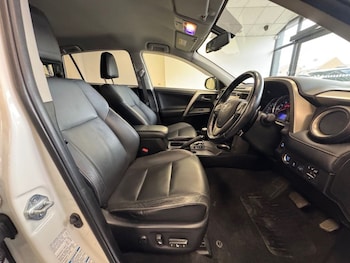 Used Toyota RAV4 2015 for sale - 78818444: Photo