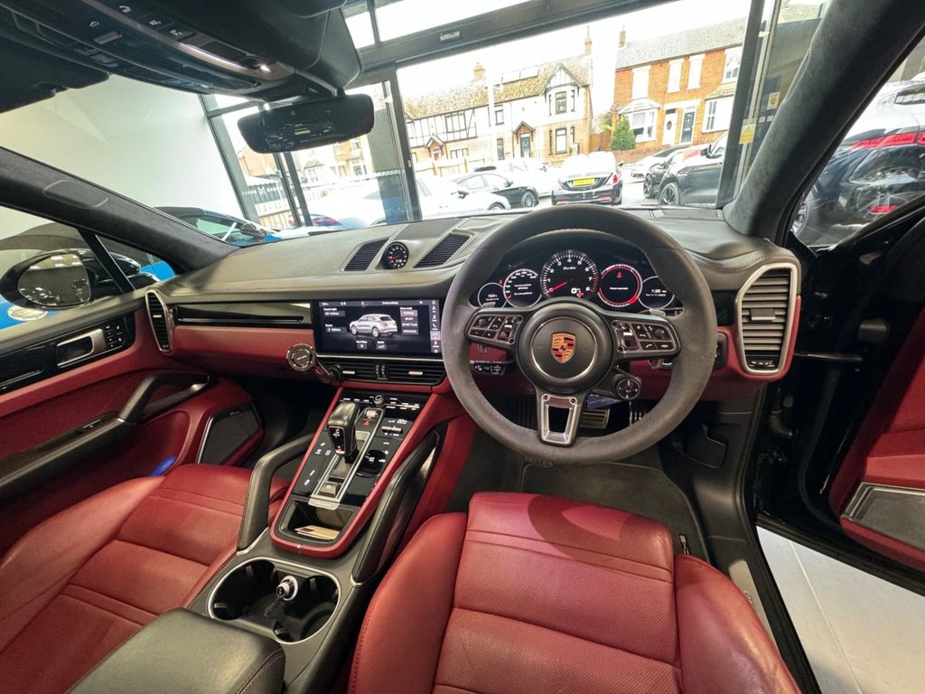 Used Porsche Cayenne 2018 for sale - 76552046: Photo 28