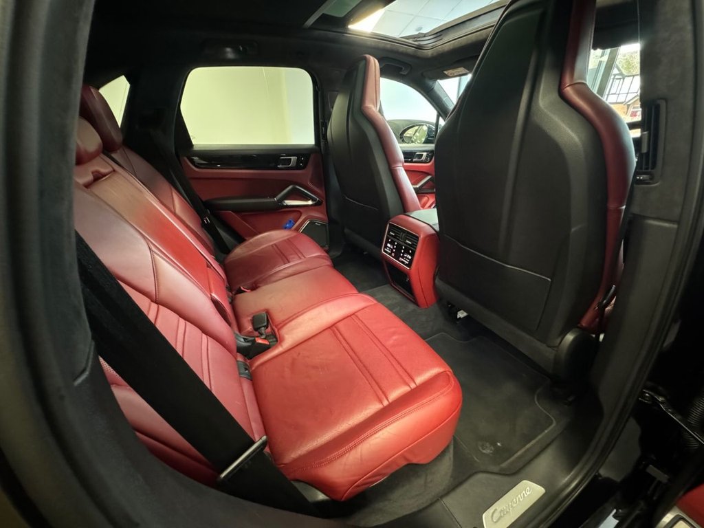 Used Porsche Cayenne 2018 for sale - 76552046: Photo 30