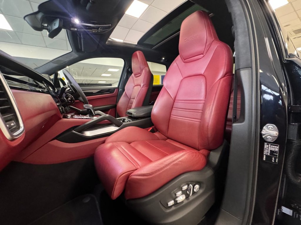 Used Porsche Cayenne 2018 for sale - 76552046: Photo 31