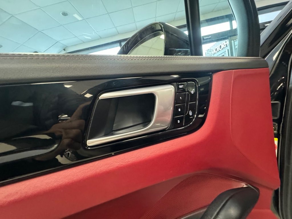 Used Porsche Cayenne 2018 for sale - 76552046: Photo 37