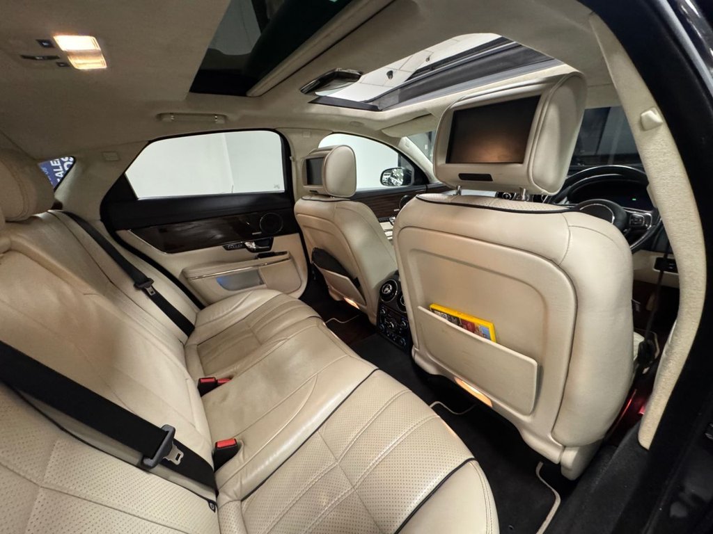 Used Jaguar XJ 2012 for sale - 77855523: Photo 17