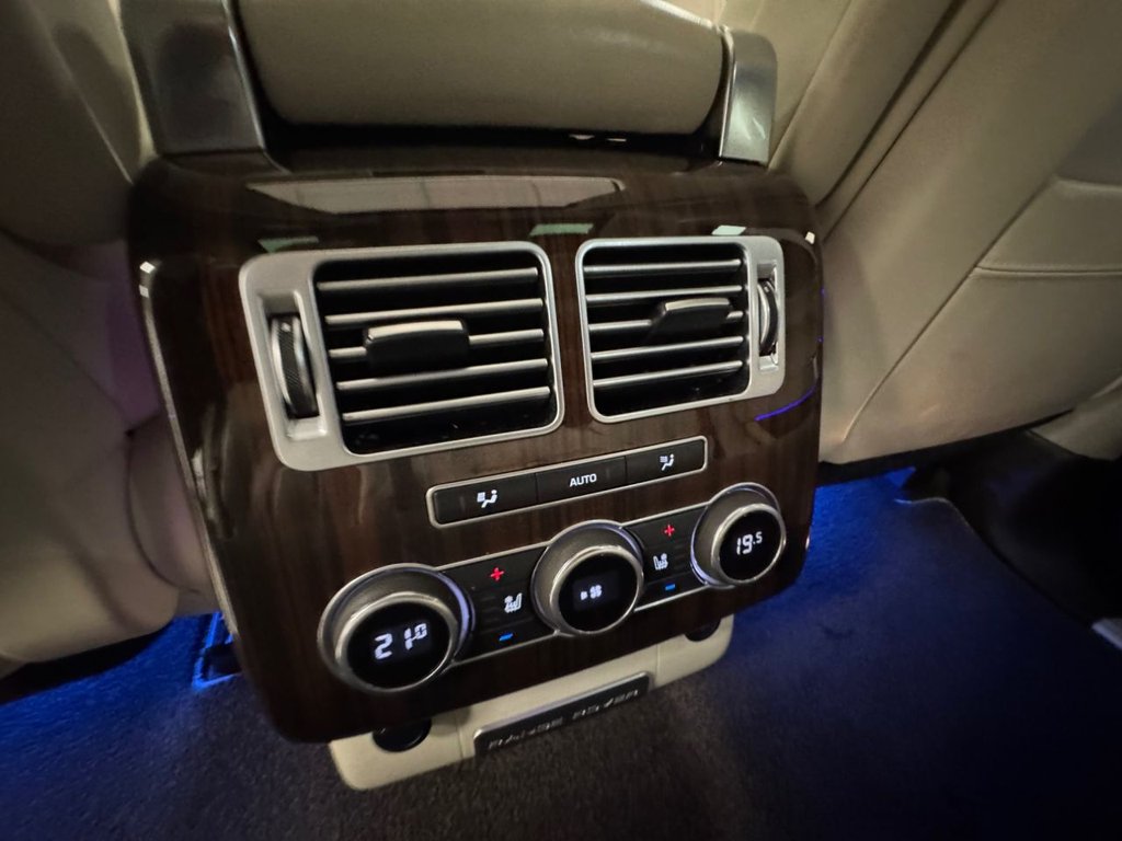 Used Land Rover Range Rover 2015 for sale - 76481950: Photo 30