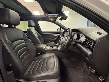 Used Volkswagen Touareg 2019 for sale - 78955257: Photo