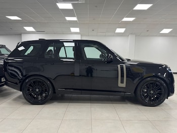 Used Land Rover Range Rover 2023 for sale - 76999205: Photo