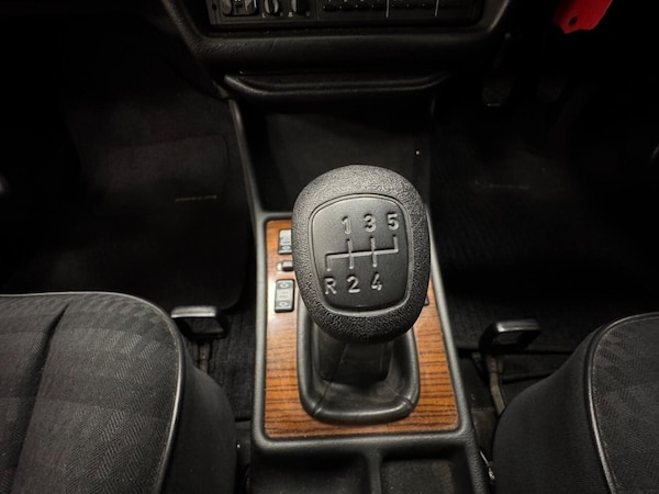 Used Mercedes-Benz 190 1989 for sale - 74774114: Photo 31